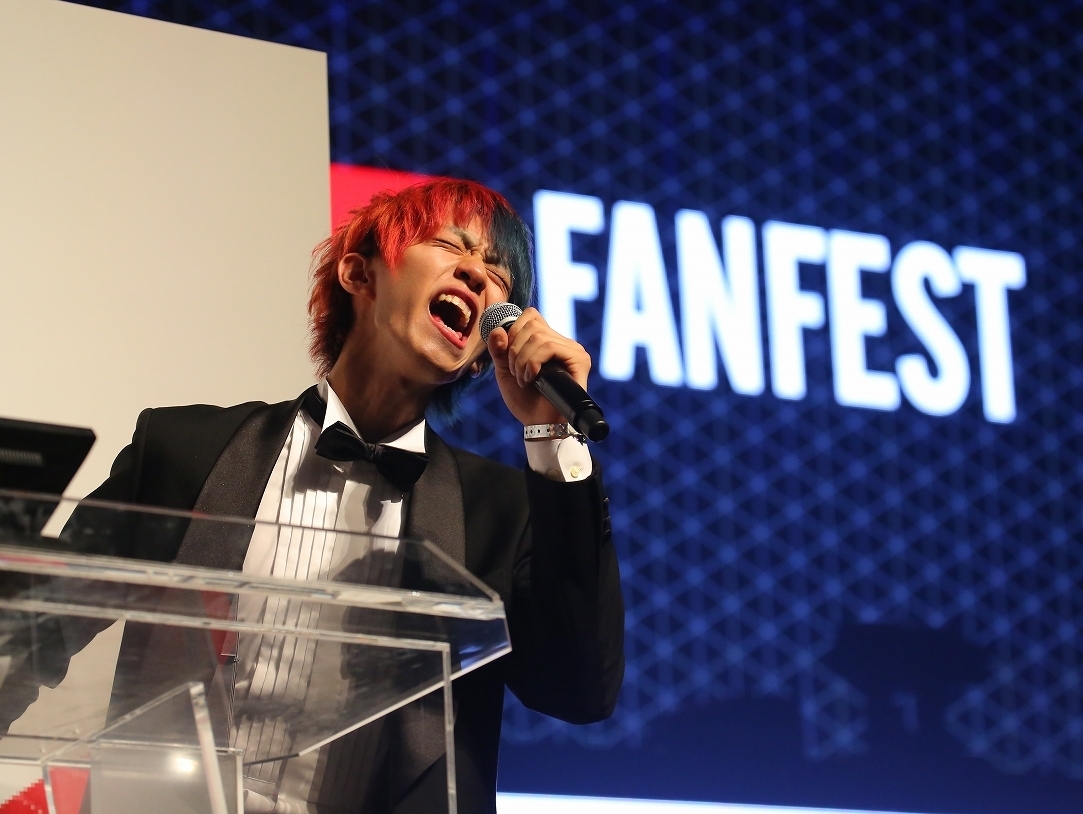 はじめしゃちょーの目に 涙 Youtube Fanfest潜入レポート 16年12月23日 エキサイトニュース 2 9