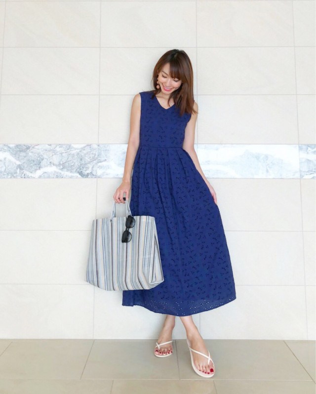 ブルーのワンピースでさらりと涼しげに 夏に映える爽やかコーデ10選 ローリエプレス