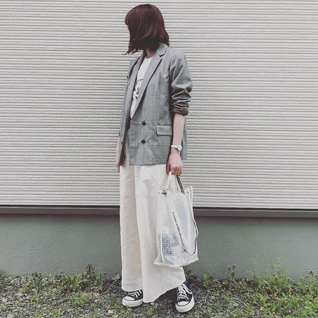 教えてファッショニスタ 女性らしさを残しつつメンズライクなアイテムを着こなす方法とは ローリエプレス