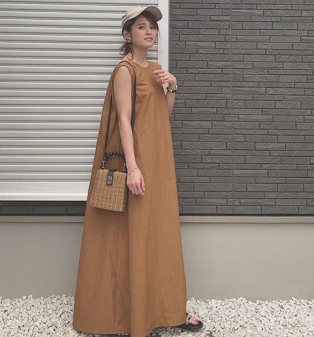 ノースリーブのゆるワンピースには どんな靴が似合う 旬の夏ワンピース シューズのおしゃれなコーデ11選 ローリエプレス