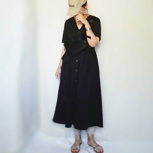 ワンピース ぺたんこ靴で 大人の可愛さ を楽しむ2つのスタイル ローリエプレス