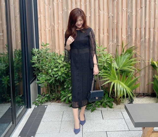 結婚式のお呼ばれには上品で涼しげなレースワンピースを 夏にぴったりなフォーマルドレスコーデ8選 ローリエプレス