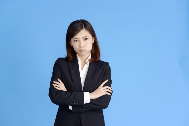 残業代稼ぎ にイライラする人々 ずっとゆったりして夕方頃から本気出す人がいる 背景にある日本の賃金の低さ 2020年10月25日 エキサイトニュース