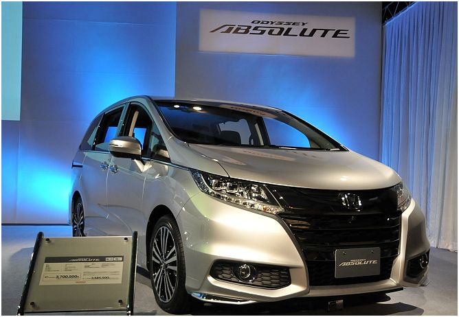 買い物にもドライブにもおすすめ 夫婦で楽しめる最新ミニバン5車種 14年5月7日 エキサイトニュース