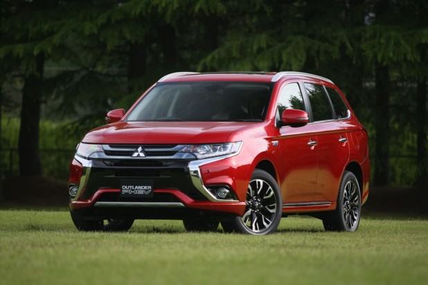 三菱アウトランダー アウトランダーphevがビッグマイナーチェンジで迫力ある顔つきに 15年6月18日 エキサイトニュース