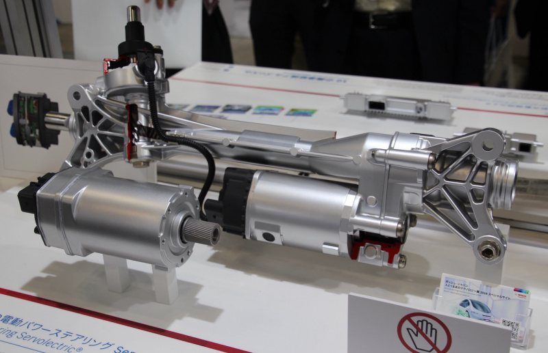 自動運転中にパワーステアリングが故障しても安心 安全 人とくるまのテクノロジー展18 18年5月29日 エキサイトニュース