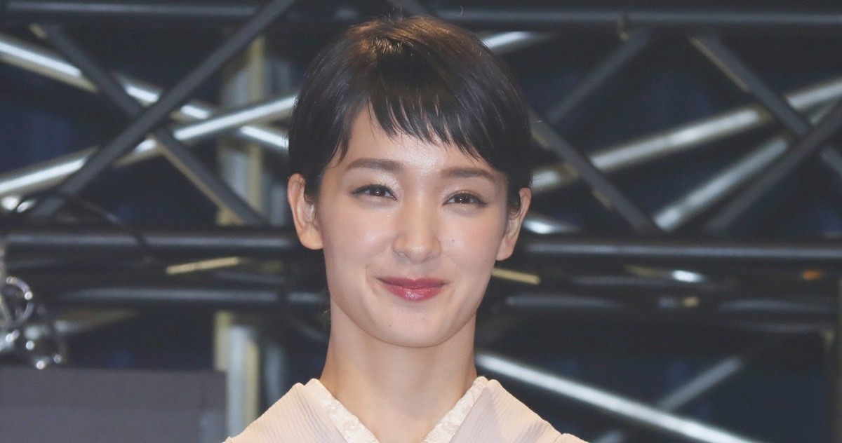 剛力彩芽 着物姿で独立後初の公の場 役者として成長したい 年9月16日 エキサイトニュース