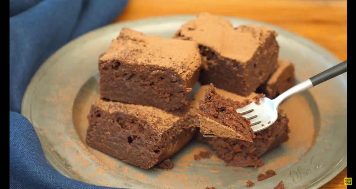 ラク速バレンタインレシピ 第3回 濃厚しっとり Snsで話題 レンジで作る超簡単ブラウニー 21年2月9日 エキサイトニュース