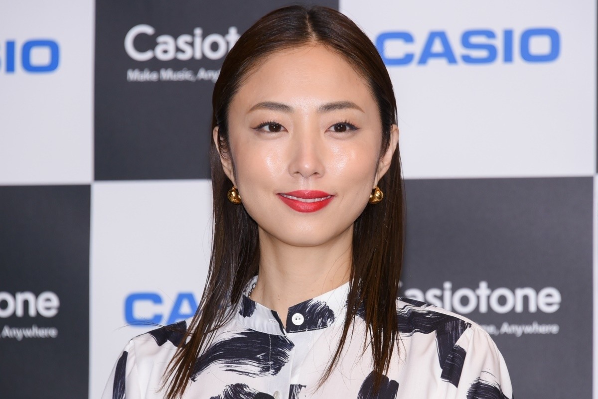 Megumi 音楽は 癒やし 夫のdragon Ash Kjの影響で家に楽器ズラリ 21年4月7日 エキサイトニュース