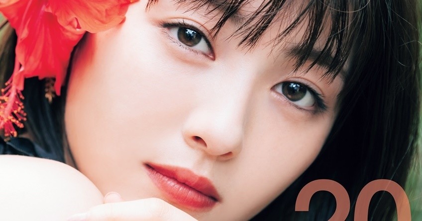 浜辺美波 初水着でも話題の写真集 お気に入りは 発売前に重版決定 21年10月14日 エキサイトニュース