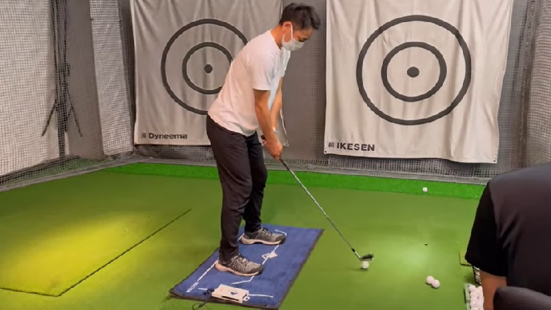 体重移動の勘違い ゴルフスイングするとき本当に体重移動できていますか 22年2月26日 エキサイトニュース