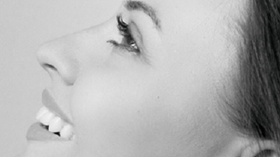 横顔美人の条件 美しいeラインを手に入れよう 21年7月日 エキサイトニュース