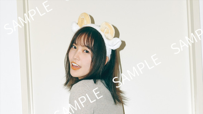 櫻坂46・松田里奈1st写真集『まつりの時間』封入特典、美ボディライン