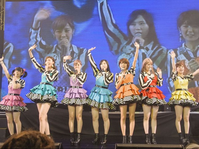 ももち、タイ語で「私、かわいいですかー？」に大声援！Berryz工房