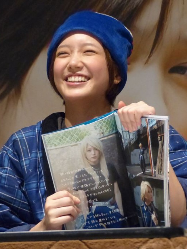 本田翼、初のファン交流イベントに“どてら姿”で登場 - エキサイトニュース