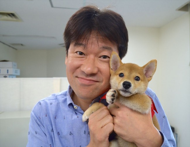 佐藤二朗 犬には全く興味なし 断言するも 実はマメシバ一郎にデレデレ 14年9月19日 エキサイトニュース
