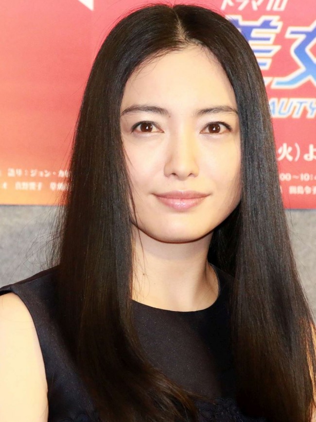 美しい髪のタレント 1位は仲間由紀恵 栗山千明 北川景子 あの男性芸人も上位に 15年5月27日 エキサイトニュース