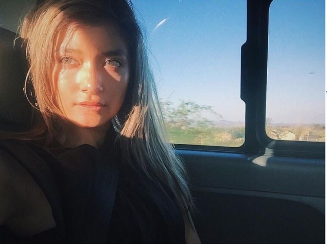 ローラ 南アフリカでのすっぴん写真に 別人みたい 女優の顔だ 絶賛の声 15年9月18日 エキサイトニュース