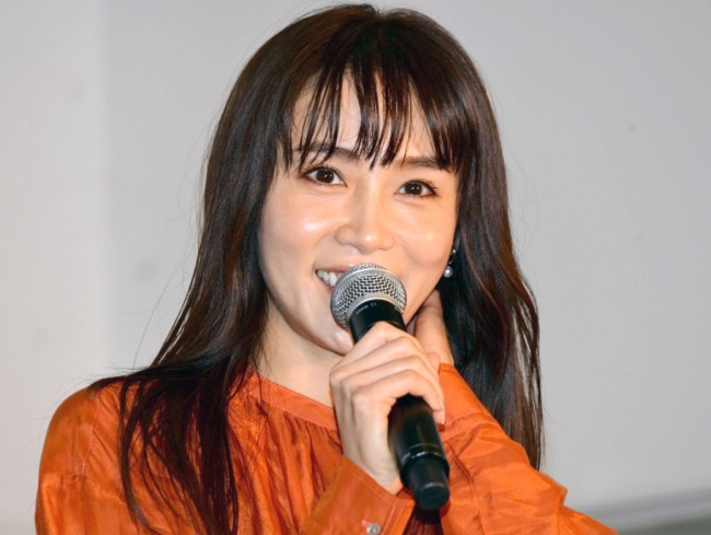 山口紗弥加の 中学の1コ上の先輩 は椎名林檎 中学校最強すぎ とネット驚き 年6月27日 エキサイトニュース