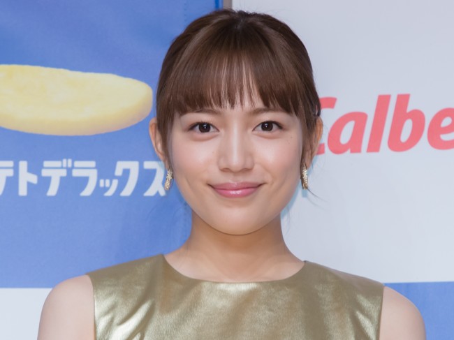 川口春奈 かわいすぎる 白無垢 オフショットに 綺麗 眼福 の声 年11月23日 エキサイトニュース