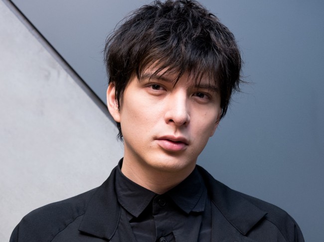 城田優 銀色にヘアカラーチェンジ 5時間かかりました 反響の声続々 21年2月6日 エキサイトニュース