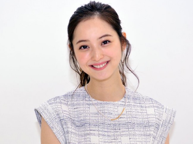 佐々木希 小学生時代の写真公開 別格に可愛い 既に美少女 と絶賛の声 21年5月1日 エキサイトニュース