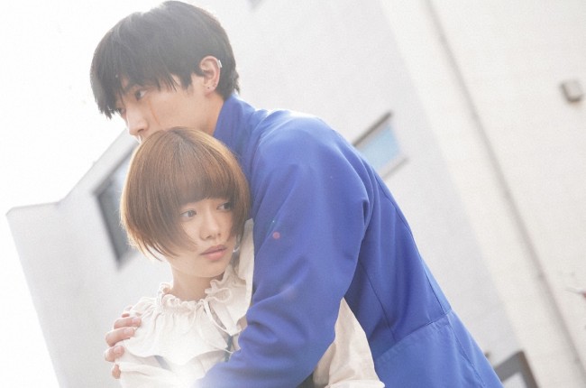 恋です 杉咲花 杉野遥亮のハグシーンに反響 身長差キュンすぎる 21年10月21日 エキサイトニュース