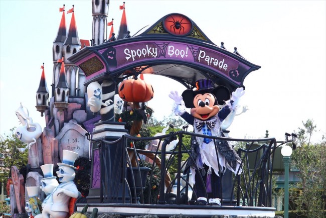 東京ディズニーランドにハロウィーン到来 3年ぶりに復活したパレード スプブ は必見 22年9月14日 エキサイトニュース