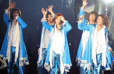 Kis My Ft2の露骨なバーター出演に Smapファン 嫌悪感しか抱けない 12年10月9日 エキサイトニュース