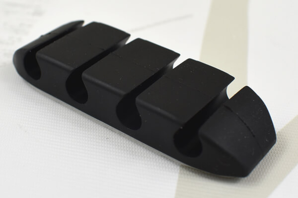 100均ずぼらシュラン ダイソー ケーブルクリップ 4本固定型 にコードだらけのデスク周りはお任せ 年3月25日 エキサイトニュース 100均ずぼらシュラン ダイソー ケーブルクリップ 4本固定型 にコードだらけのデスク周りはお任せ 年3月25日 エキサイトニュース