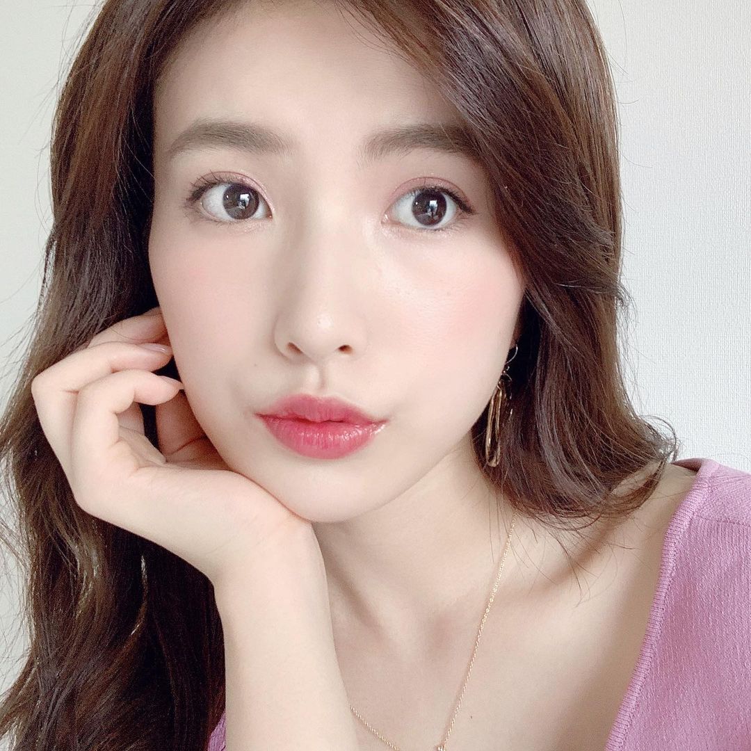 まつ毛が長い人の特徴 メリットとは 美しく伸ばす方法も解説 ローリエプレス