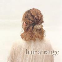 バレッタの使い方 コツを徹底解説 髪の長さ別ヘアアレンジも必見 ローリエプレス