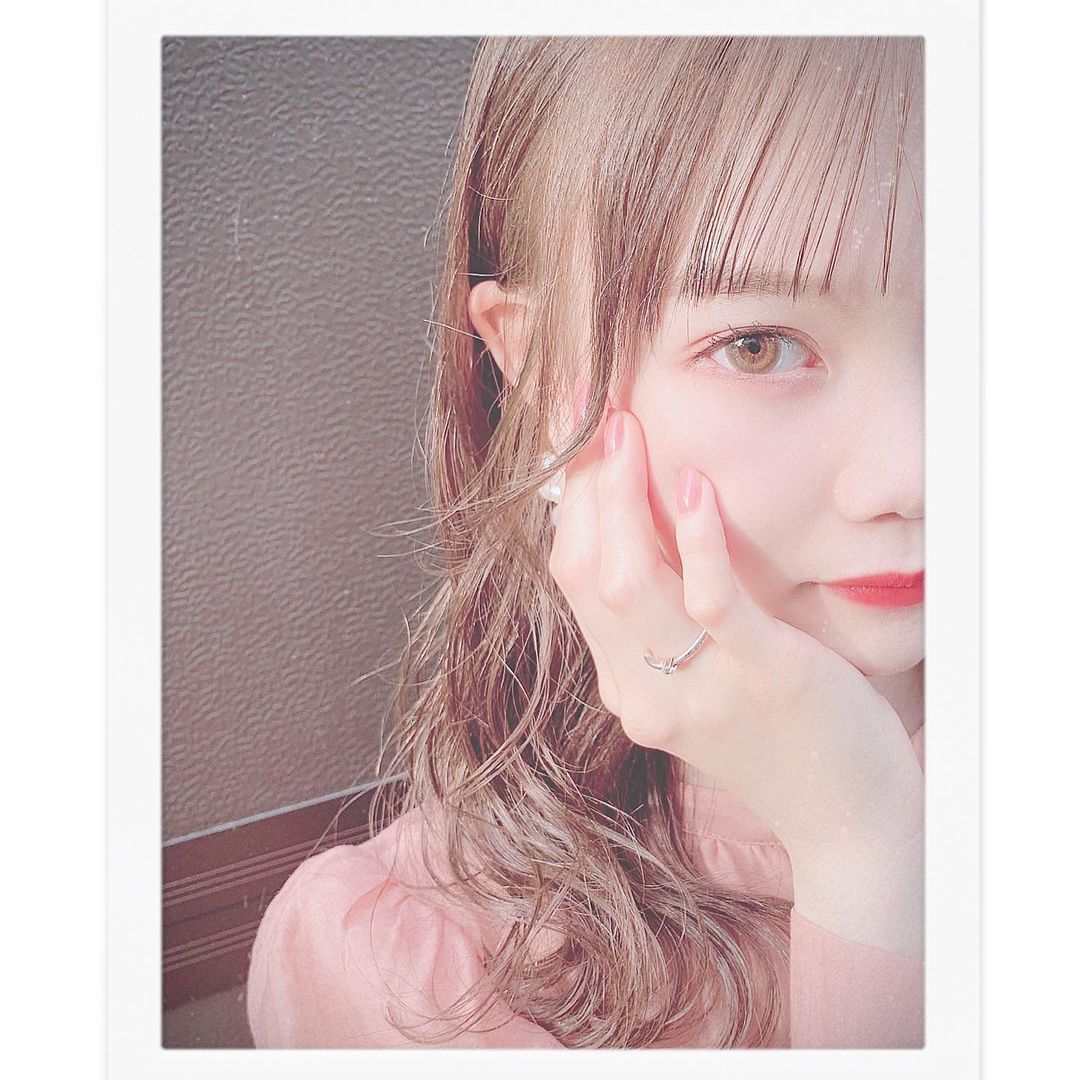 ベージュ系ヘアカラー特集 明るめ 暗めどちらのカラーもかわいい ローリエプレス