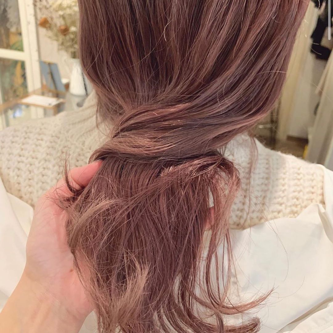 ベージュ系ヘアカラー特集 明るめ 暗めどちらのカラーもかわいい ローリエプレス