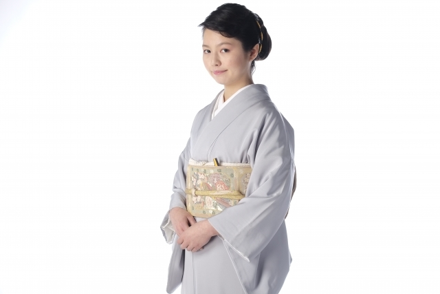 留袖に合う髪型 ヘアアレンジをご紹介 基本のマナーやngヘアも ローリエプレス