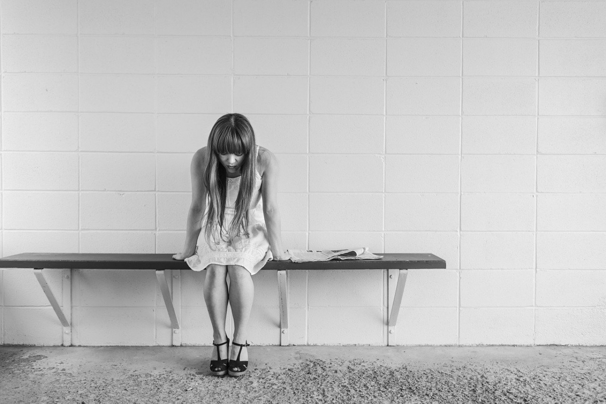 自己肯定感が低い人の特徴は 原因や自己肯定感を高める方法をご紹介