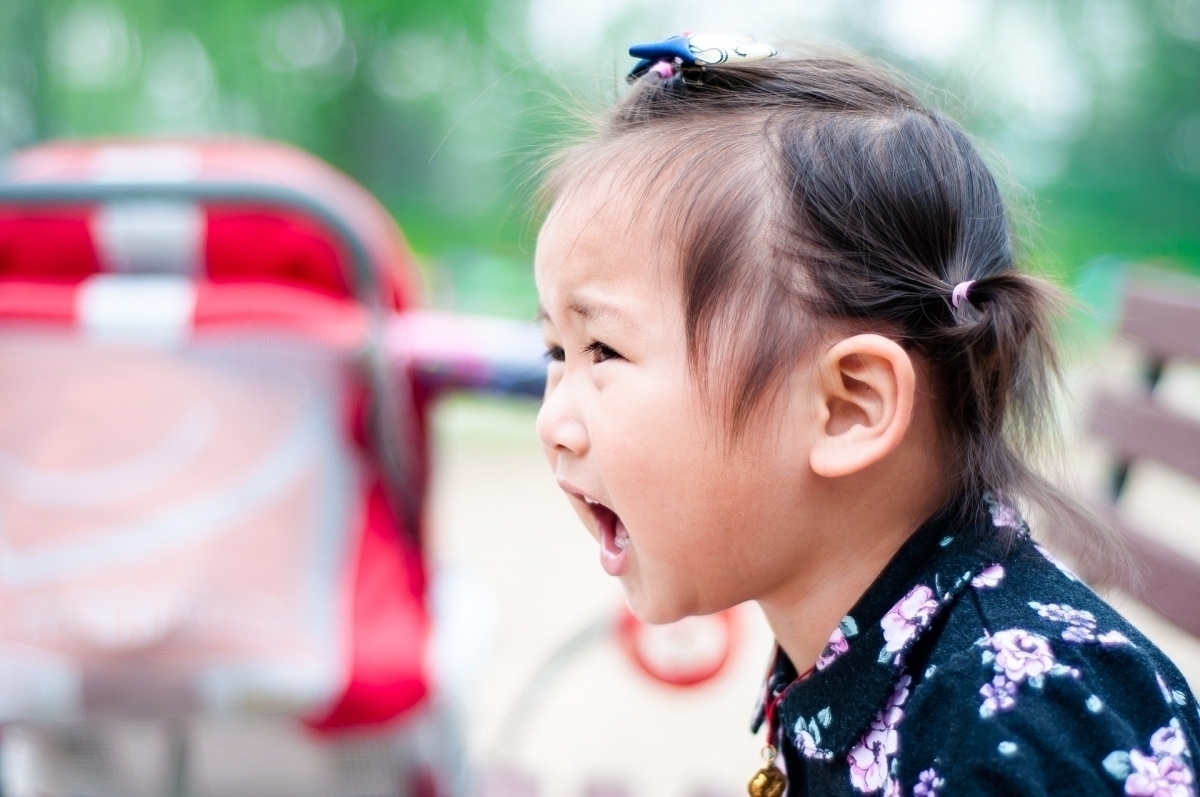 子供嫌いな人の原因と心理とは 対処法を知れば可愛いと感じるかも ローリエプレス