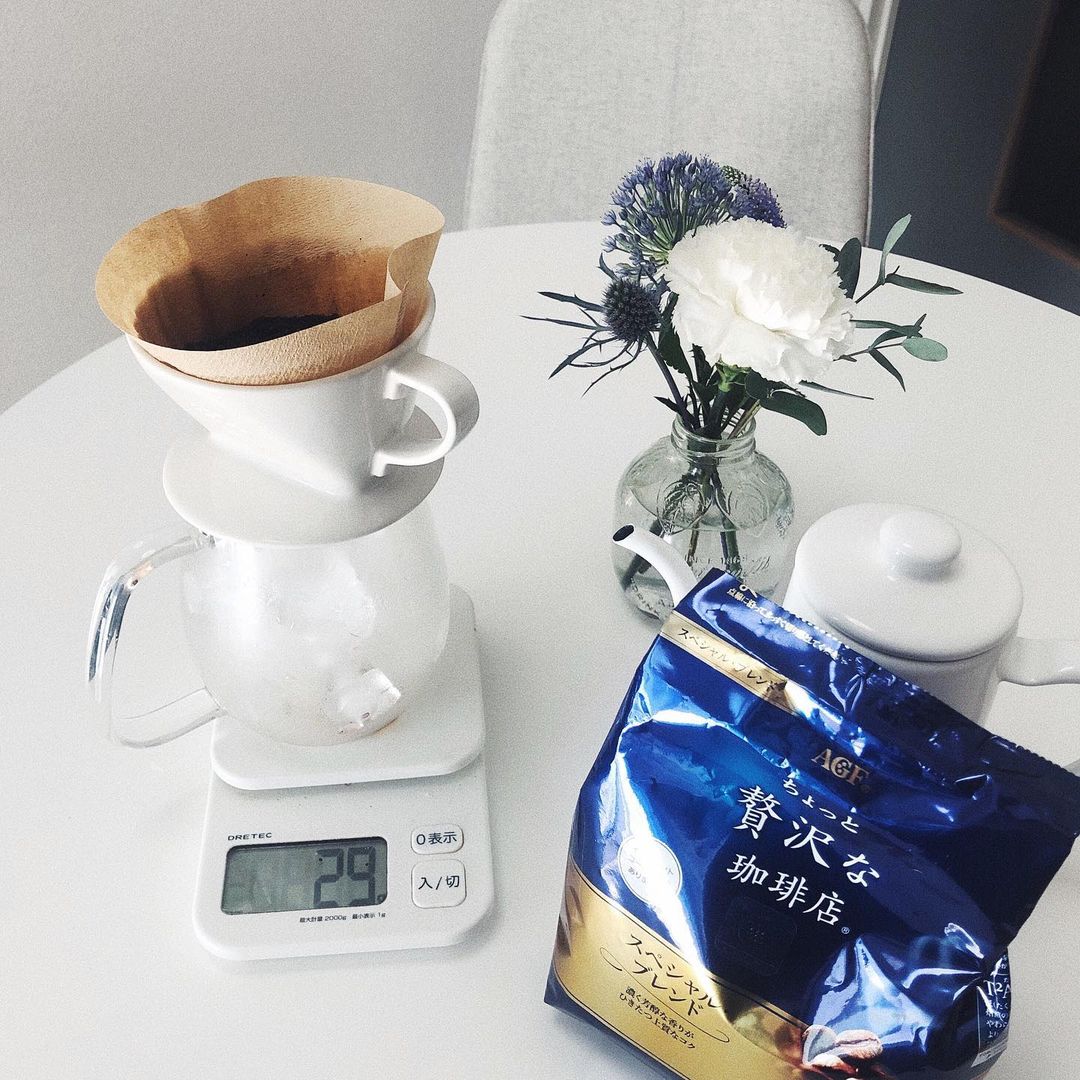 コーヒーのかすをそのまま捨てないで 効果的な使い道や乾燥方法を紹介 ローリエプレス 2 4