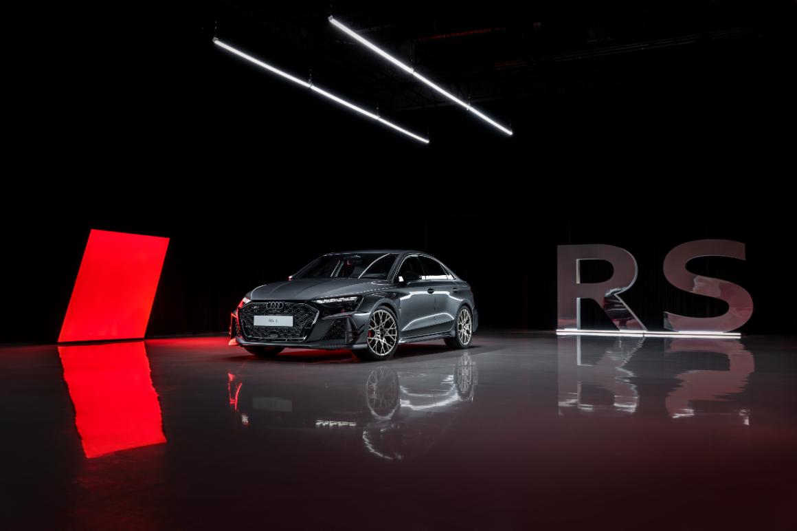 Audi RS 3 competition limited：栄光の5気筒 - エキサイトニュース
