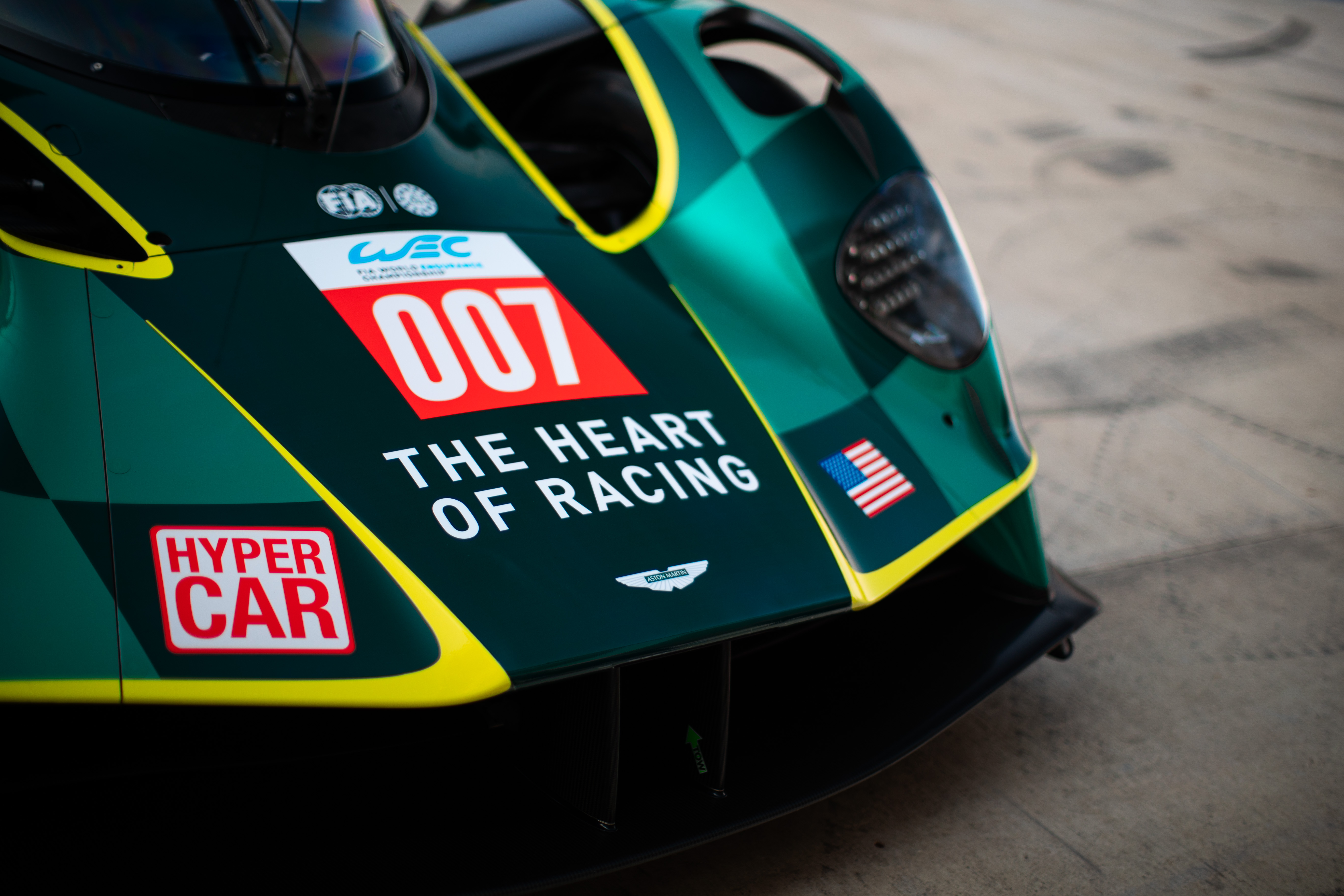 アストンマーティンValkyrie、2026年WECに同じラインナップで参戦を