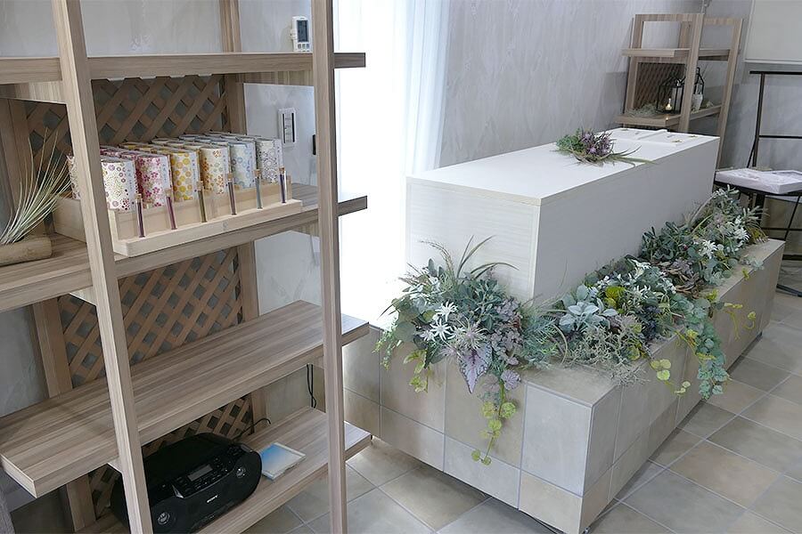 セルフサービスで低価格なお葬式 日比谷花壇の家族葬ホールが北浦和にオープン 19年8月3日 エキサイトニュース