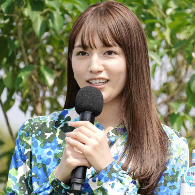 川口春奈 美デコルテを見せた夏らしい爽やかコーデに反響 ほんっとに可愛い 女神 22年5月26日 エキサイトニュース