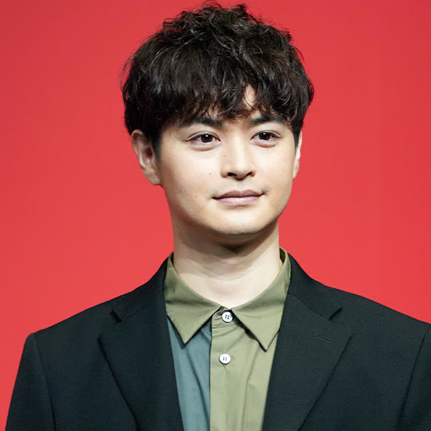 瀬戸康史 子供時代の妹との2shot公開し反響 この頃から変わってない お顔整ってる 22年5月5日 エキサイトニュース