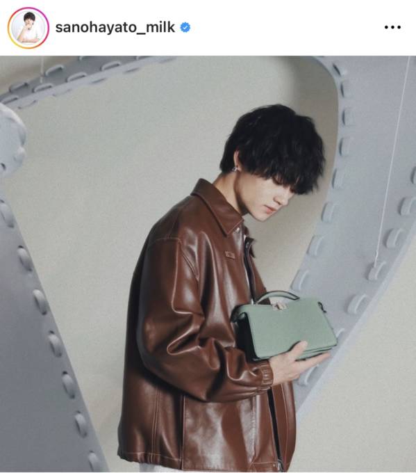 横顔綺麗すぎ」佐野勇斗、ゆるふわヘア×レザージャケットSHOTにファン