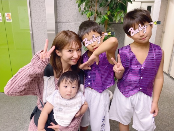 辻希美 息子たちとの お疲れ様 4ショット公開し 2人とも良く頑張りました 19年10月15日 エキサイトニュース
