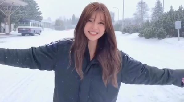 a宇野実彩子 雪景色からの ご報告 動画に反響 可愛いが渋滞 尊い 年1月30日 エキサイトニュース