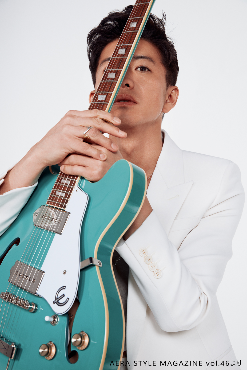 木村拓哉 白スーツ姿の ギターshot を公開 年3月12日 のコメント一覧 エキサイトニュース
