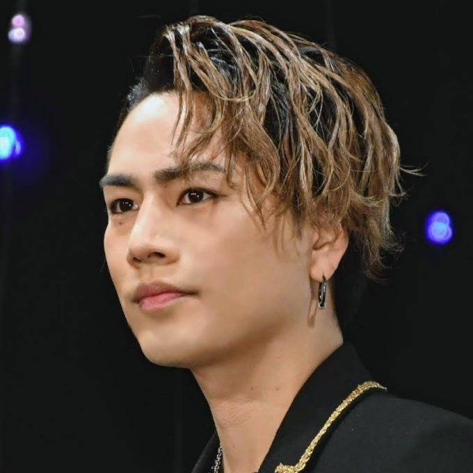 最新！ゴールドフェザーネックレス 三代目JSB 2021年 登坂広臣さん着用