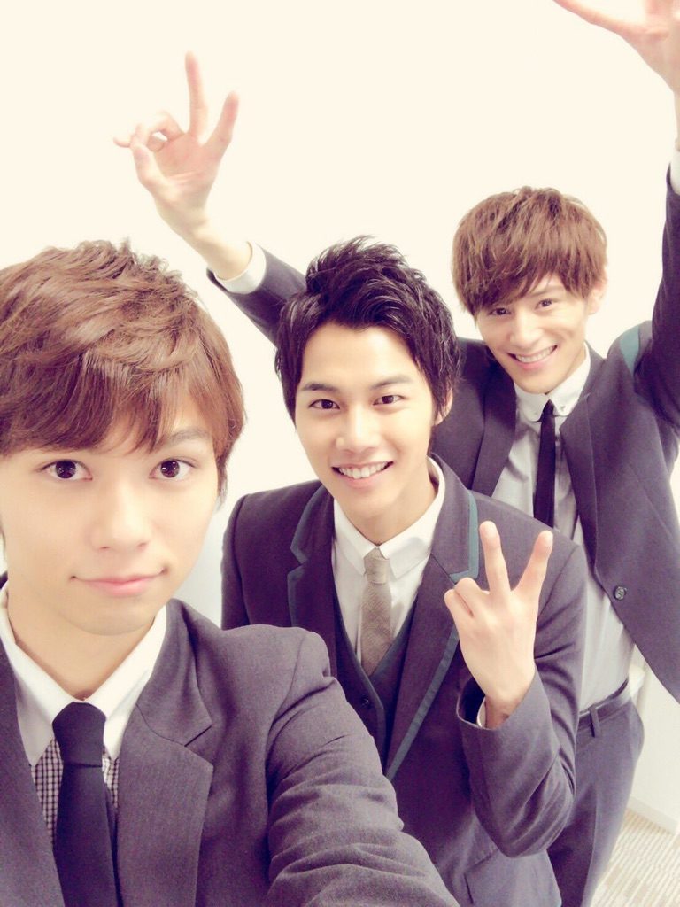 このイケメンは誰だ かおちっさ ヒルナンデスに出演の長身 小顔イケメンに反響 17年1月24日 エキサイトニュース