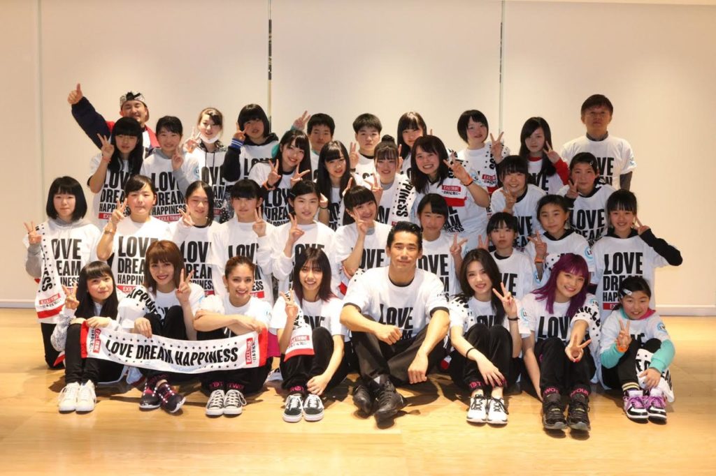 EXILE・小林直己とE-girlsが仙台で子供達に”夢の課外授業”。「ダンスの